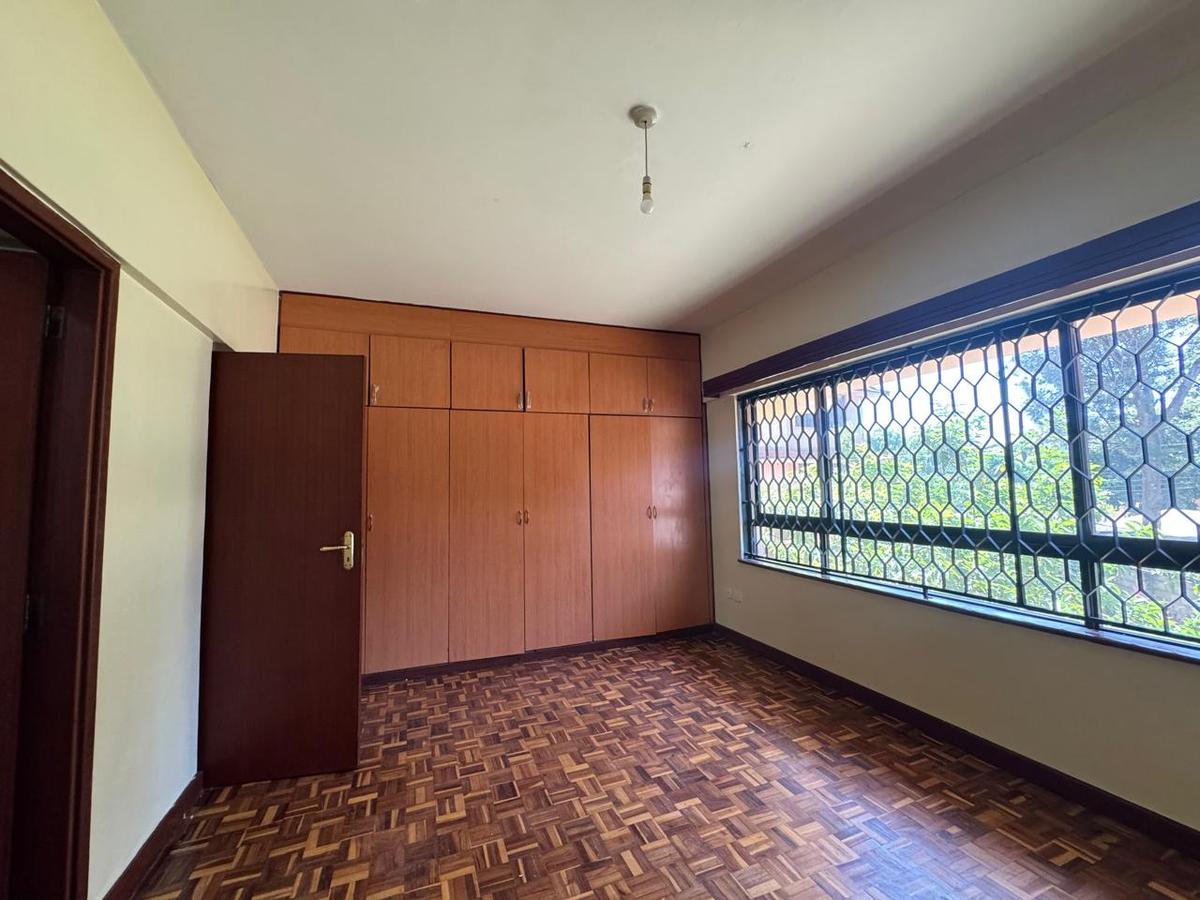 3 Bed Apartment with En Suite in Rhapta Road - 6