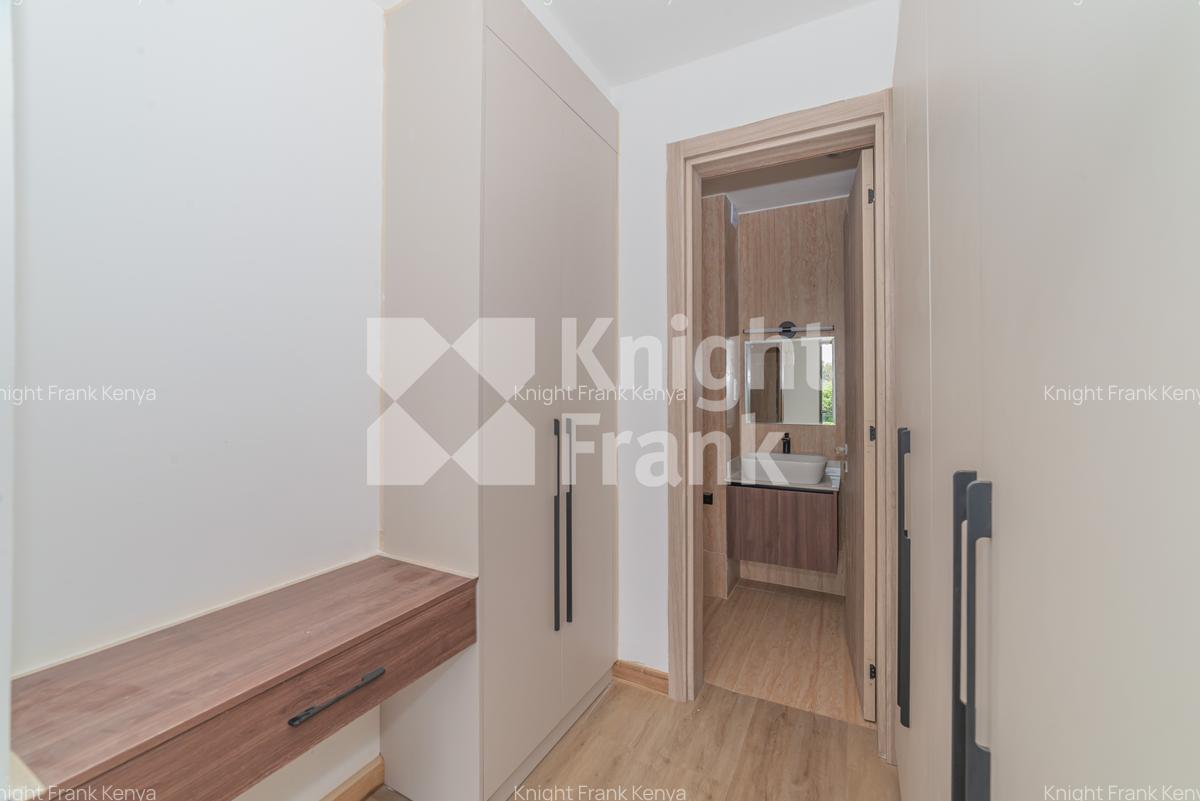 2 Bed Apartment with En Suite at Kirawa Road - 6