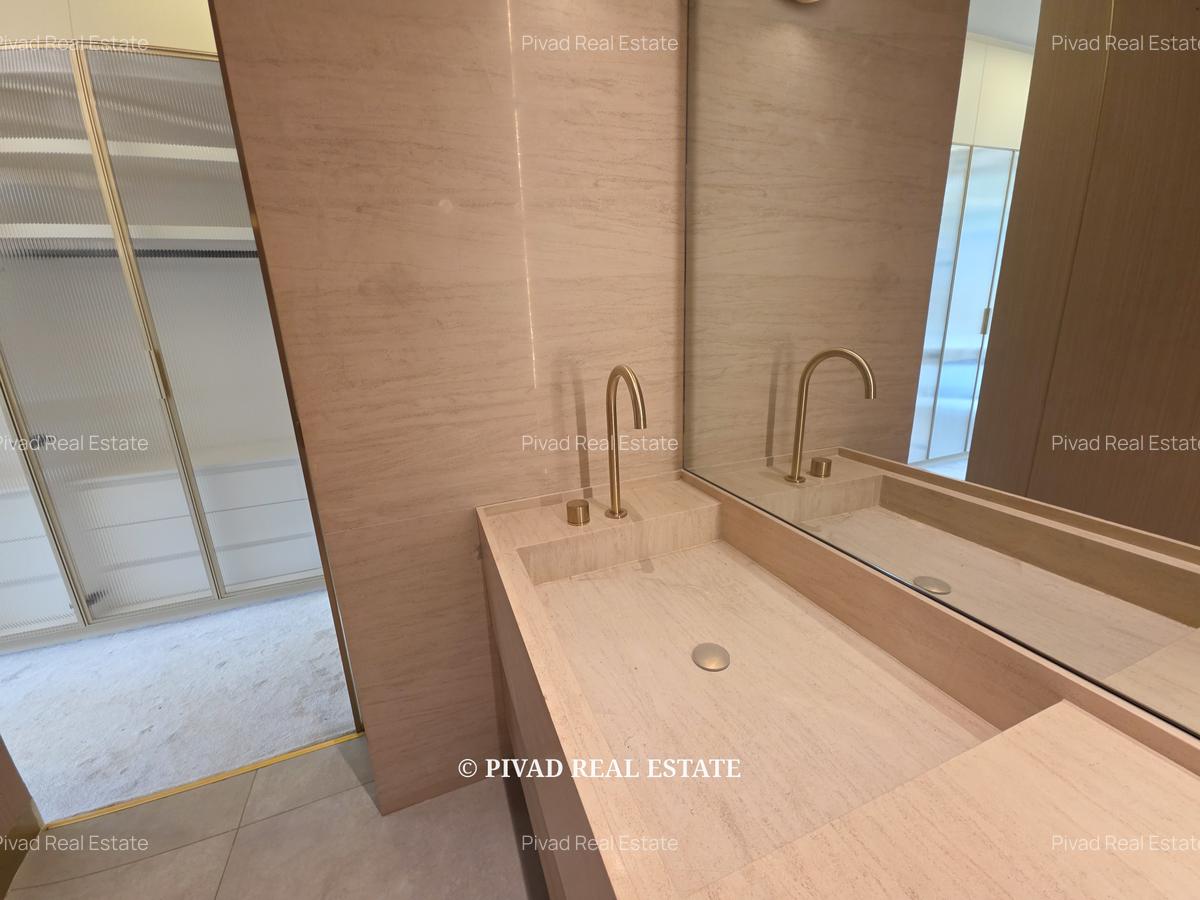 5 Bed House with Swimming Pool in Kitisuru - 12