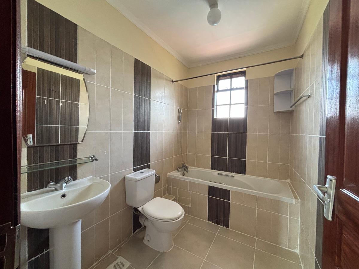 4 Bed Villa with En Suite in Kiambu Road - 15