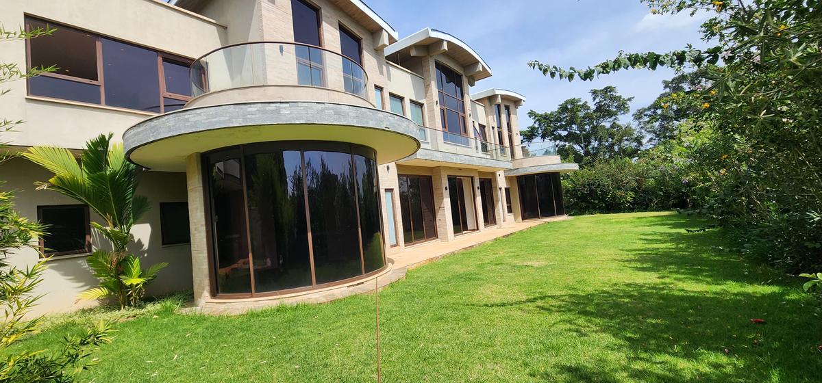 5 Bed Townhouse with En Suite in Westlands Area - 1