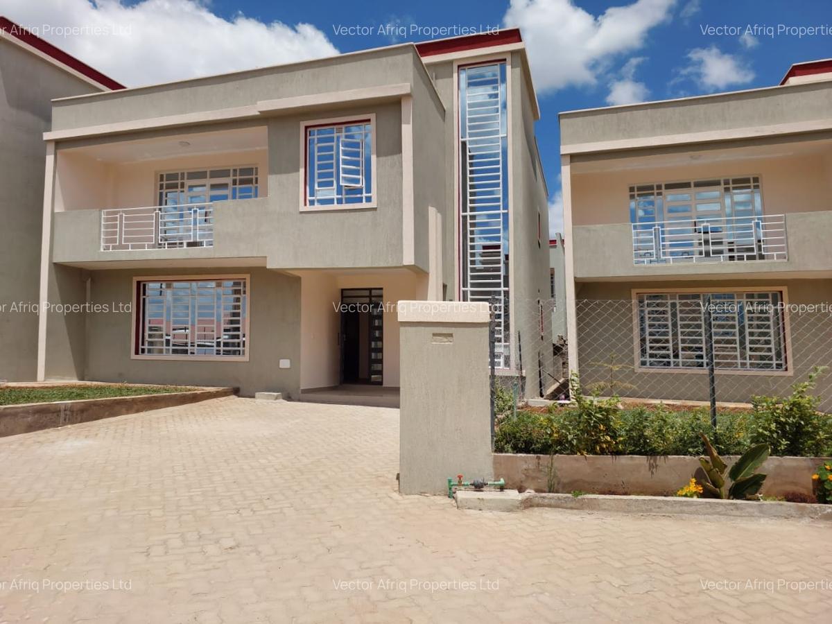 4 Bed Townhouse with En Suite in Kitengela - 4