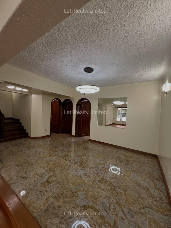 4 Bed Townhouse with En Suite in Kilimani - 3