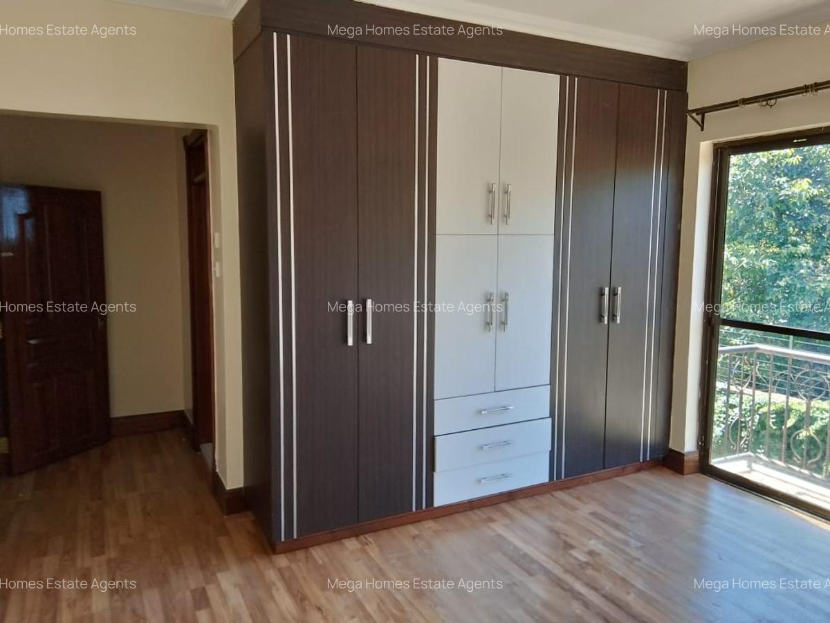 4 Bed Townhouse with En Suite in Runda - 9