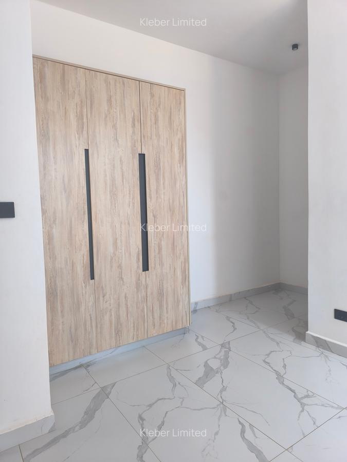 4 Bed Villa with En Suite at Muhuri Road Off Waiyaki Way - 10