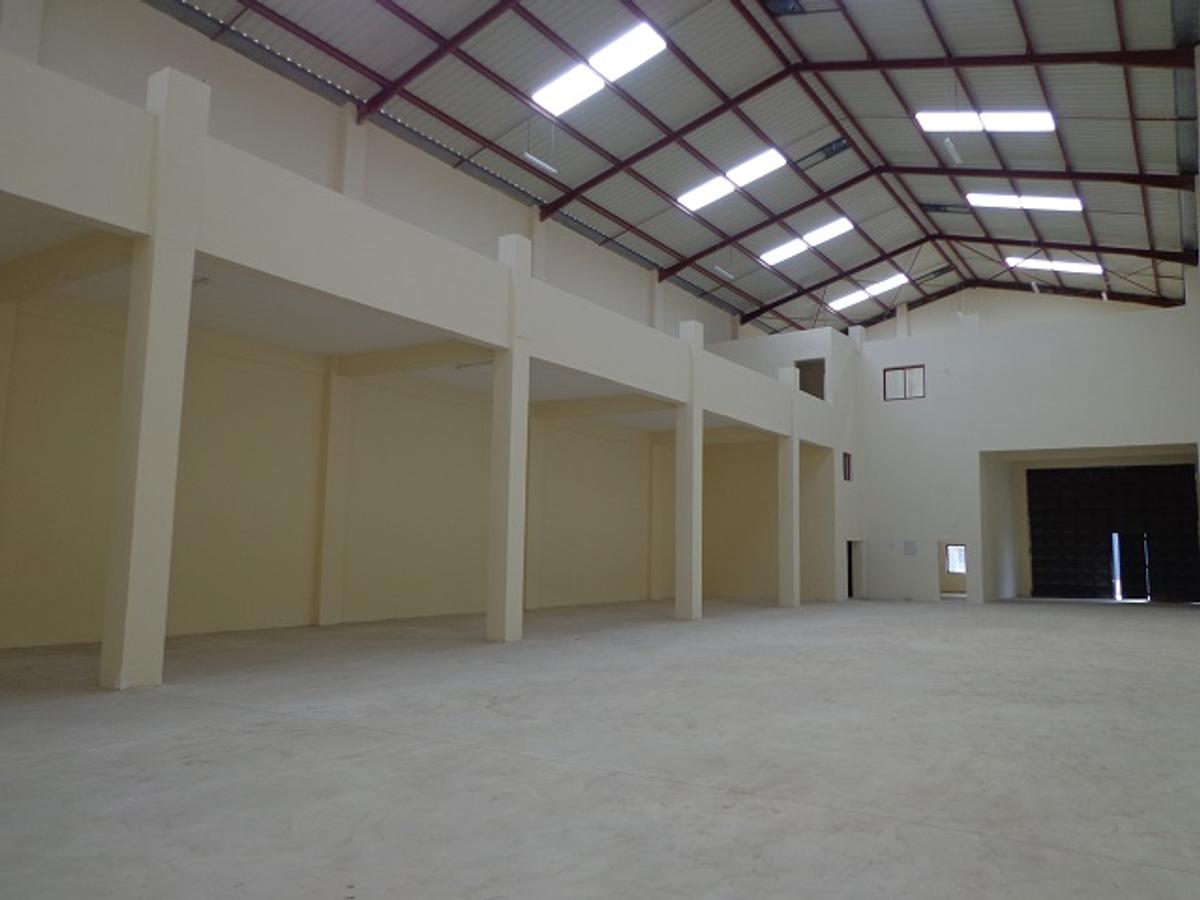 Warehouse with Service Charge Included in Mombasa Road - 12