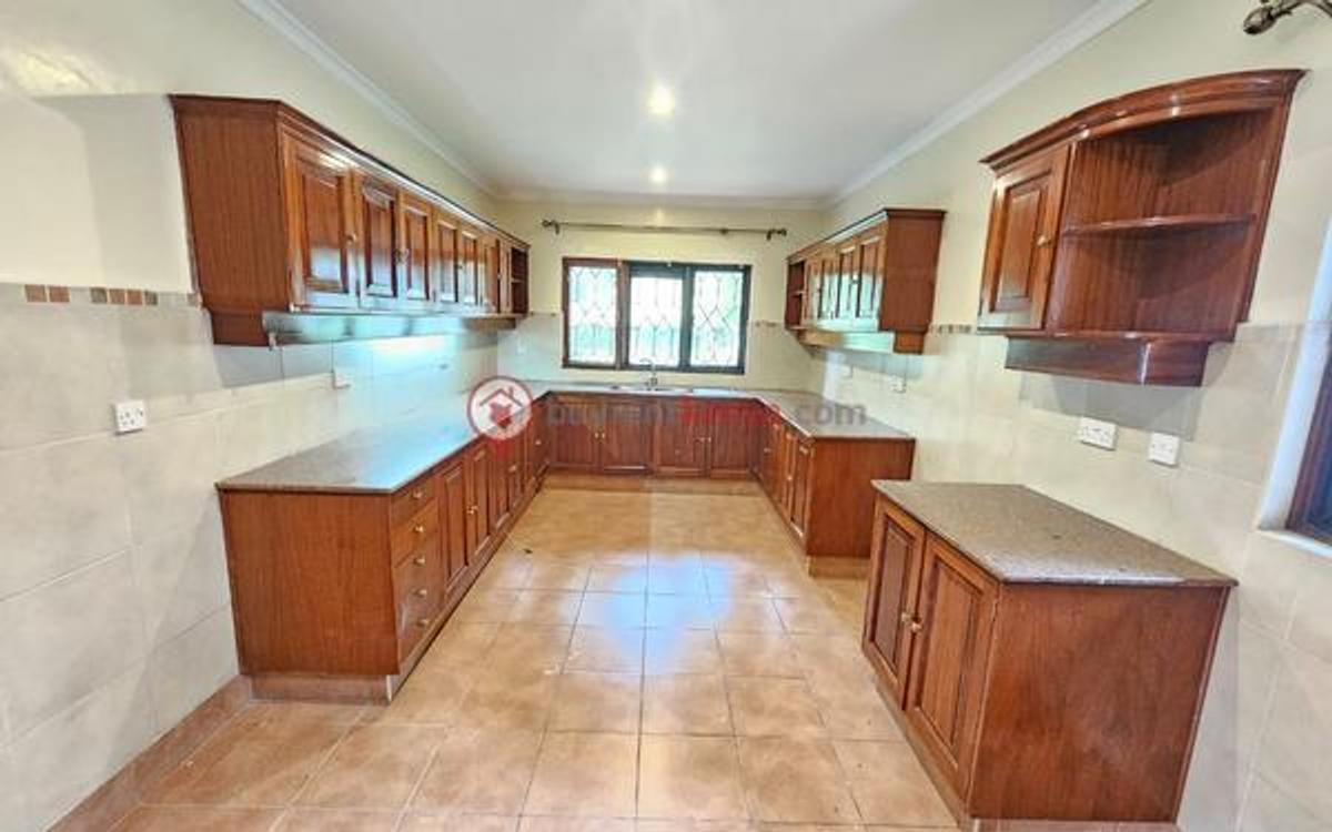 4 Bed House with En Suite at Muthaiga - 10