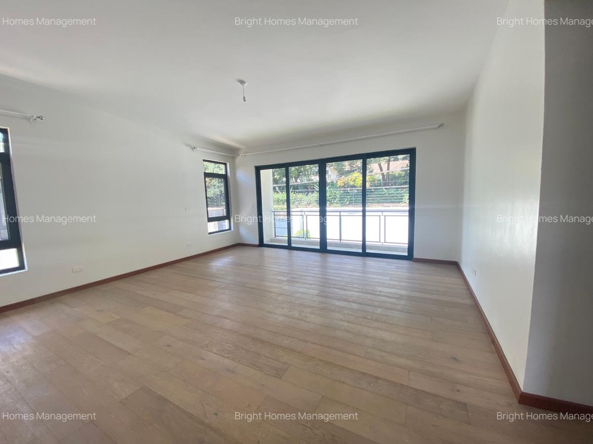 5 Bed Townhouse with En Suite in Lavington - 11