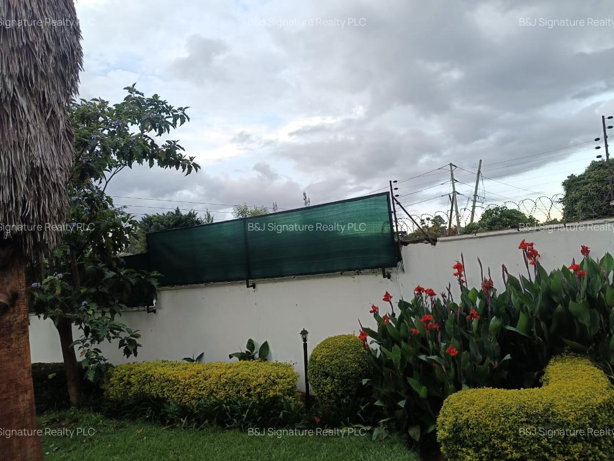 4 Bed Townhouse with En Suite in Runda - 5