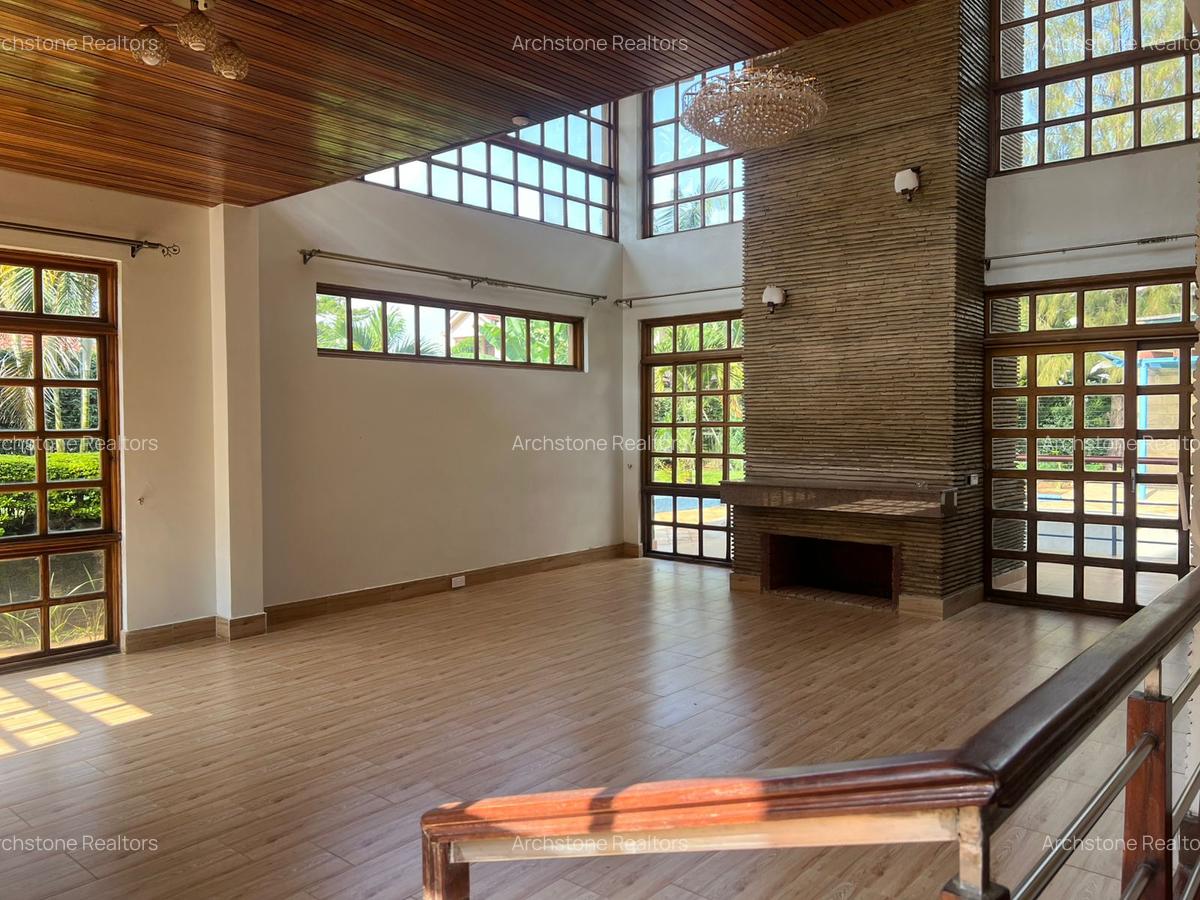 4 Bed House with En Suite in Runda - 13