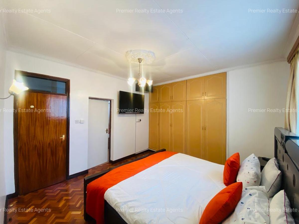 3 Bed Apartment with En Suite at Sports Road - 11