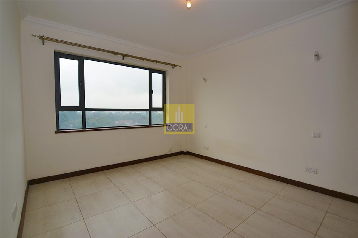 3 Bed Apartment in Parklands - 9