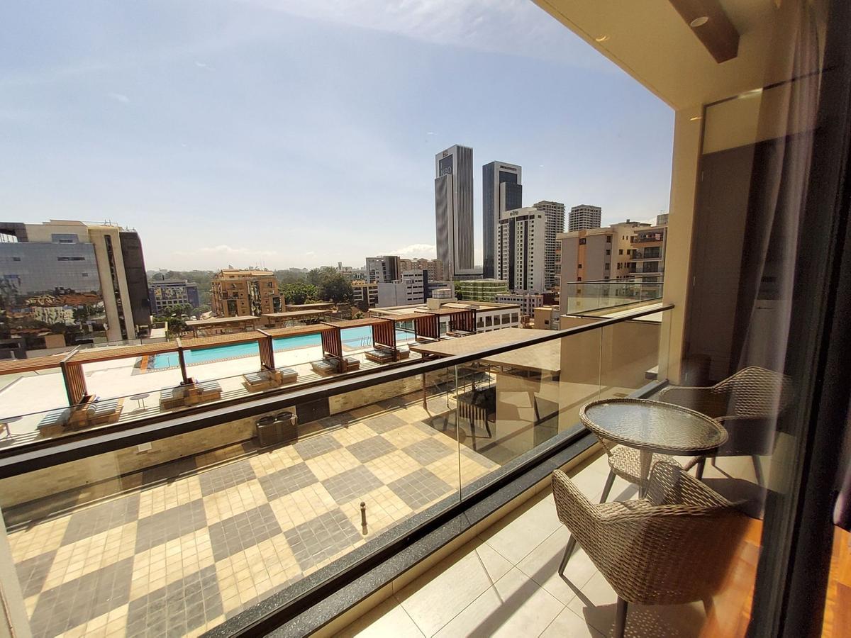 Serviced 2 Bed Apartment with En Suite in Westlands Area - 12