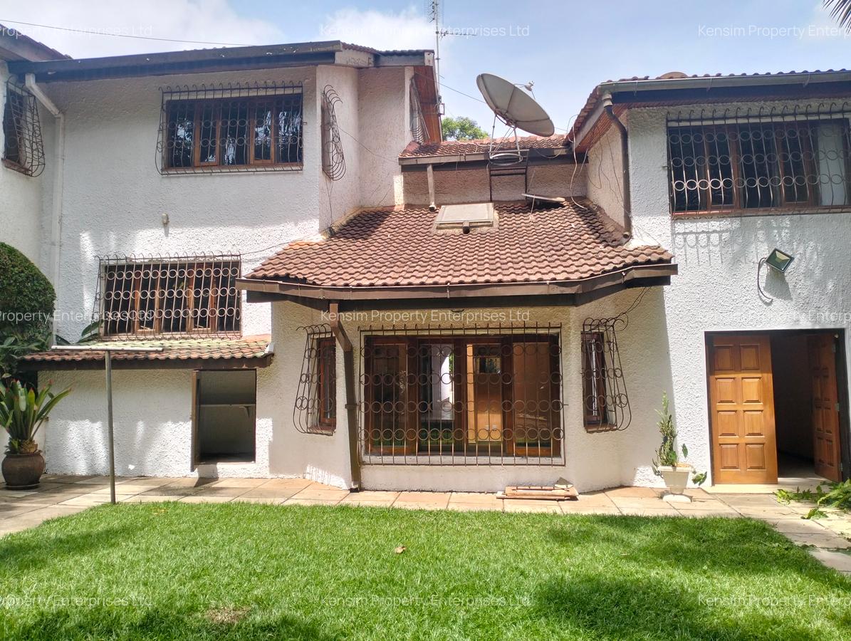 4 Bed Townhouse with En Suite in Kilimani - 4