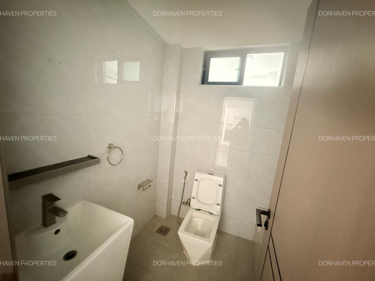 4 Bed Apartment with En Suite at Lavington - 7