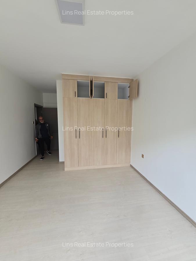Serviced 4 Bed Apartment with En Suite in Lavington - 10