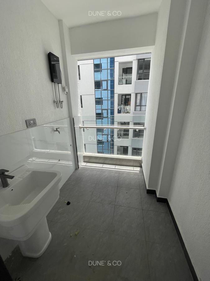 2 Bed Apartment with En Suite in Lavington - 12