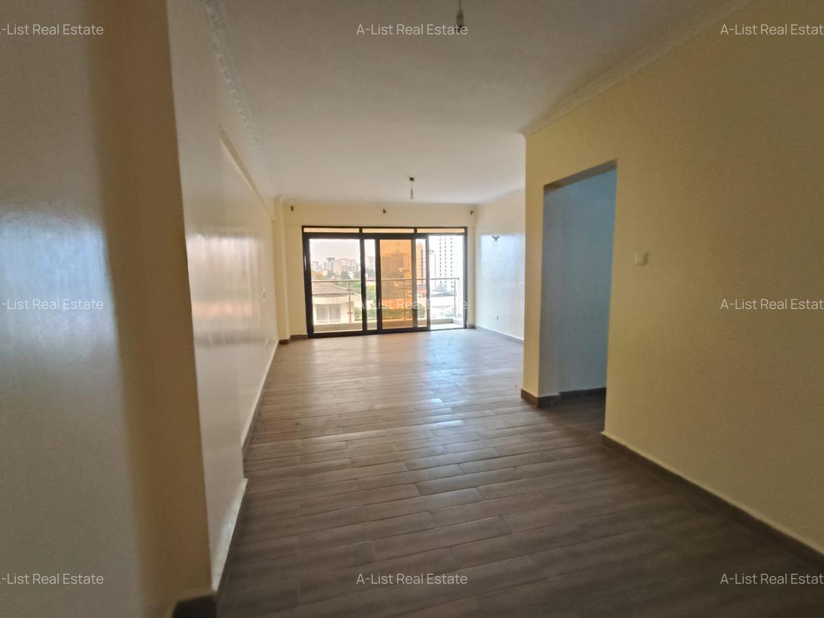 4 Bed Apartment with En Suite at 6Th Parklands - 4