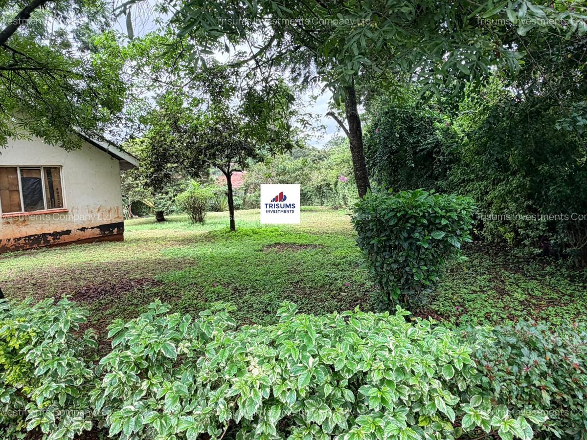 0.75 ac Land in Kitisuru - 2