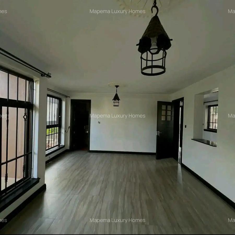 5 Bed House with En Suite at Old Runda - 9
