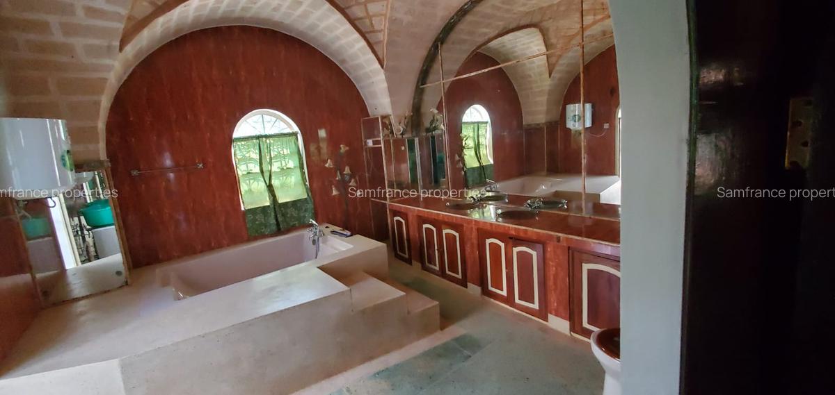 6 Bed Townhouse with En Suite at Kilifi Bofa - 5