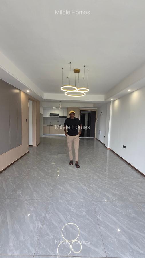 Serviced 3 Bed Apartment with En Suite at Riverside Drive - 5