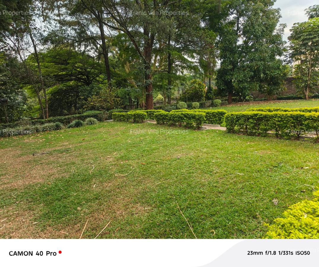 6 Bed House with En Suite at Nyari Central - 6