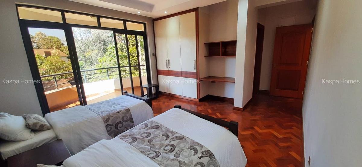 Serviced 4 Bed Apartment with En Suite in Riverside - 11