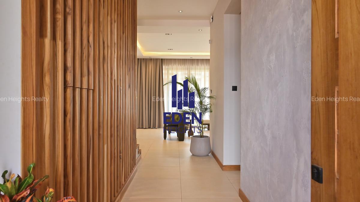 4 Bed Townhouse with En Suite in Loresho - 2