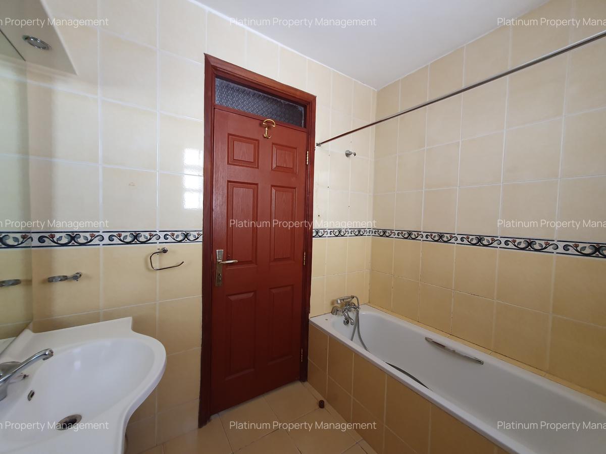 3 Bed Apartment with En Suite at Westlands Rd - 16