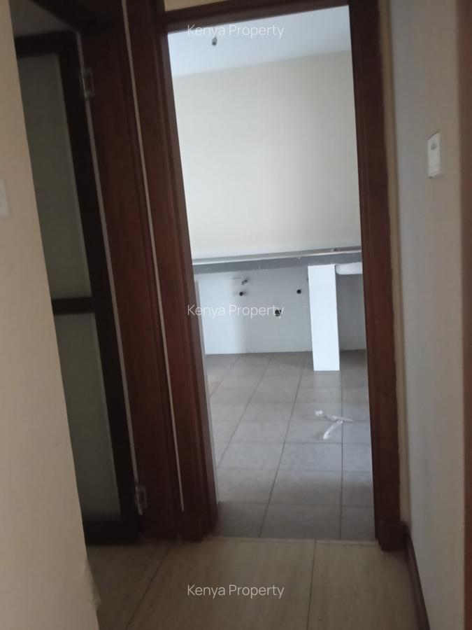 3 Bed Apartment with Swimming Pool in Kileleshwa - 12