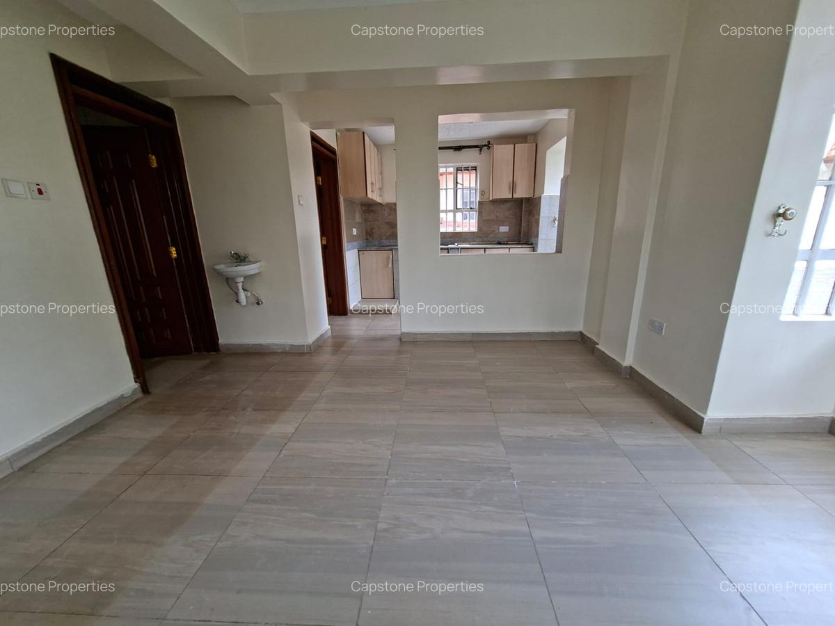 5 Bed House with En Suite in Runda - 17