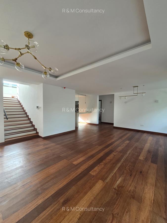 4 Bed House with En Suite at Two Rivers Mall - 11