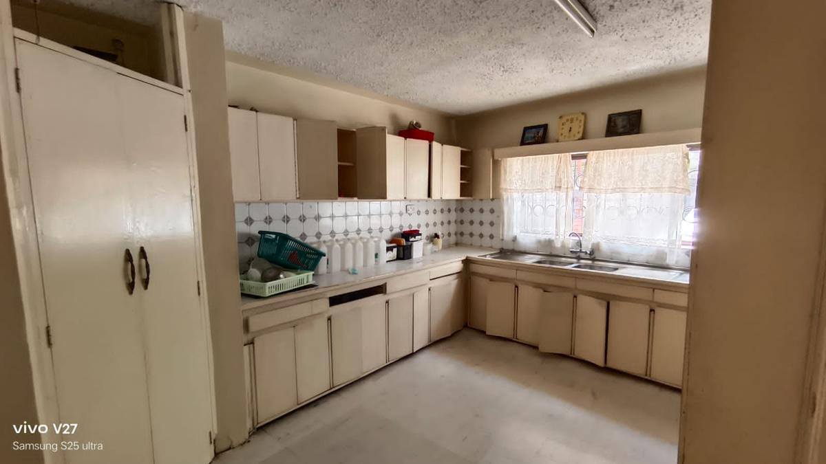 5 Bed Townhouse with En Suite at Kileleshwa - 7