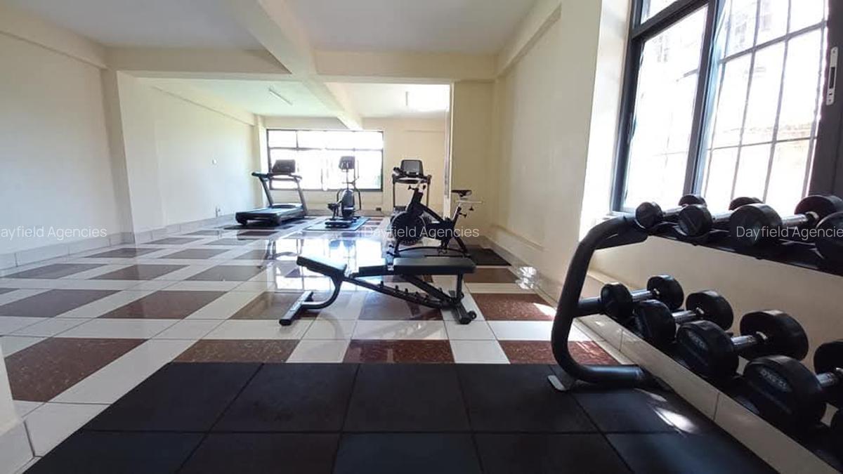 4 Bed Apartment with En Suite in General Mathenge - 12