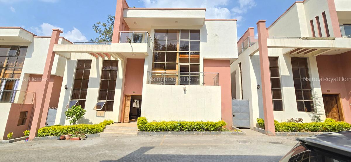 5 Bed Townhouse with En Suite at Lavington Green - 15