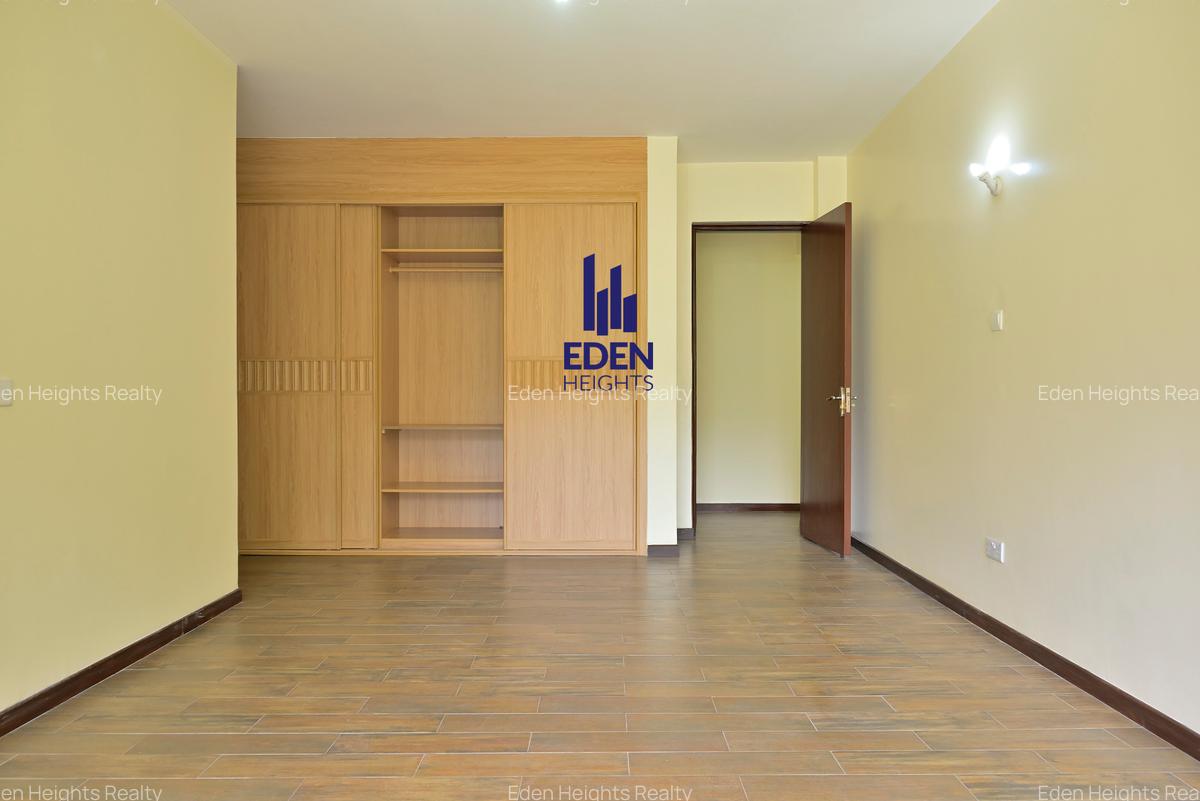 3 Bed Apartment with En Suite in Westlands Area - 10