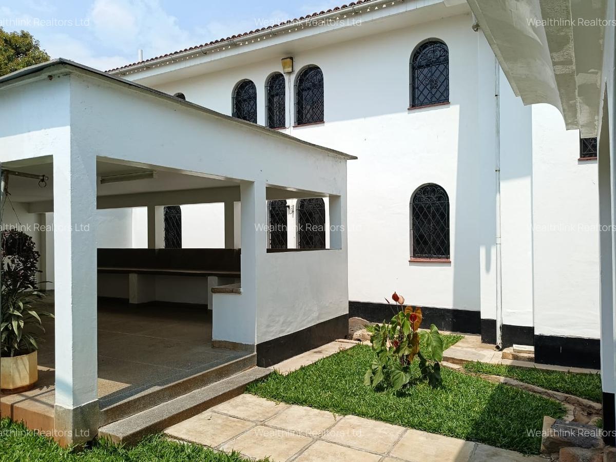 5 Bed House with En Suite at Gigiri - 4