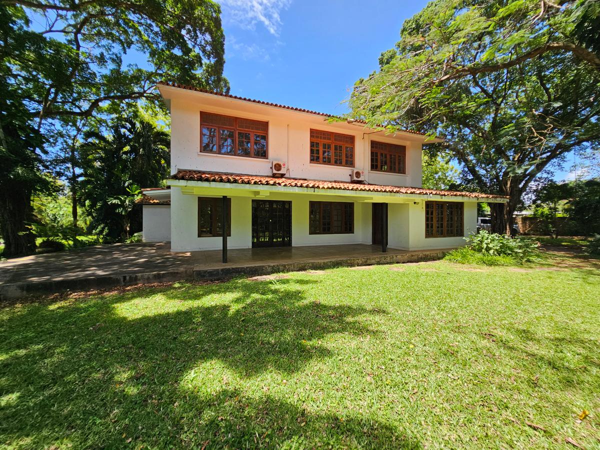 4 Bed House in Nyali Area - 2