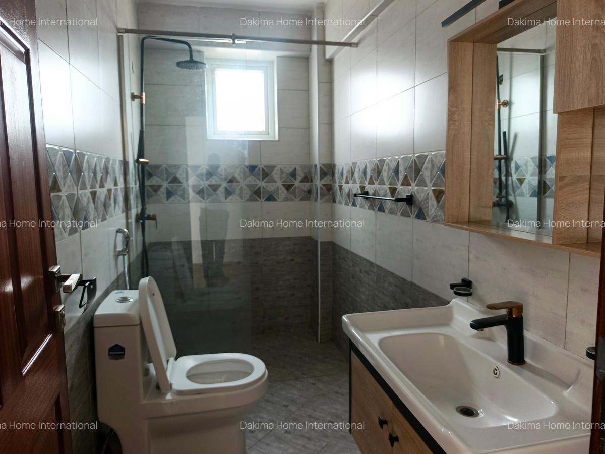 4 Bed Apartment with En Suite in Spring Valley - 17