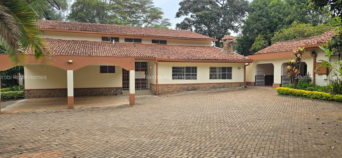 5 Bed House with En Suite at Nyari Redhil Road - 13