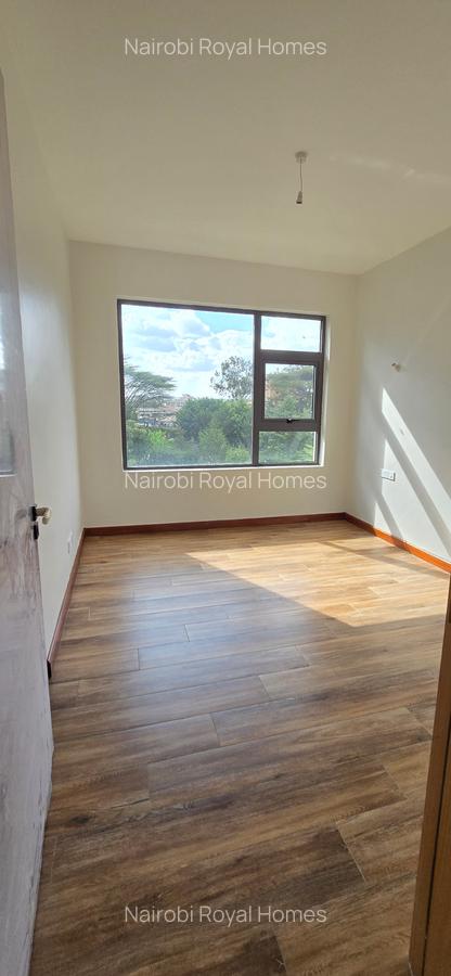 6 Bed Townhouse with En Suite at Off Convent Drive - 14