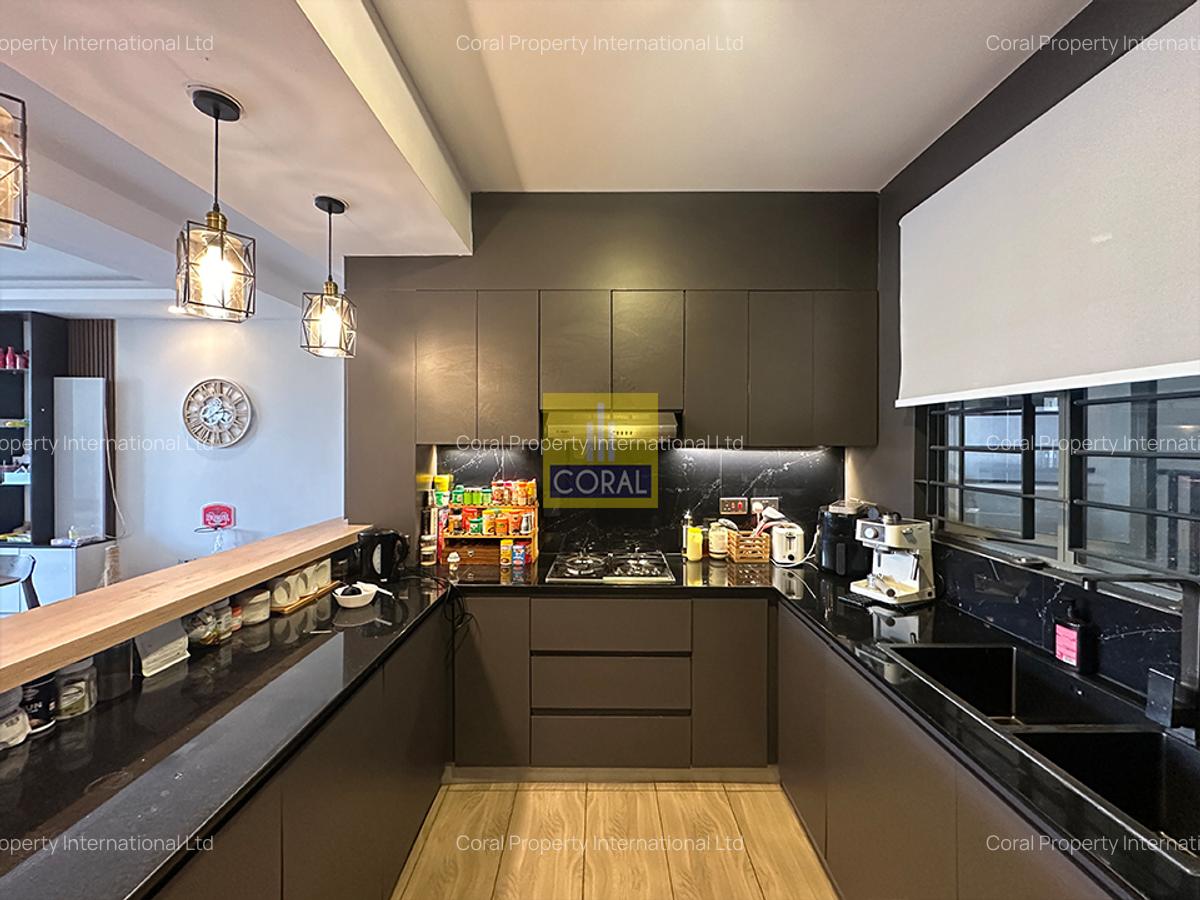 3 Bed Apartment in Brookside - 4