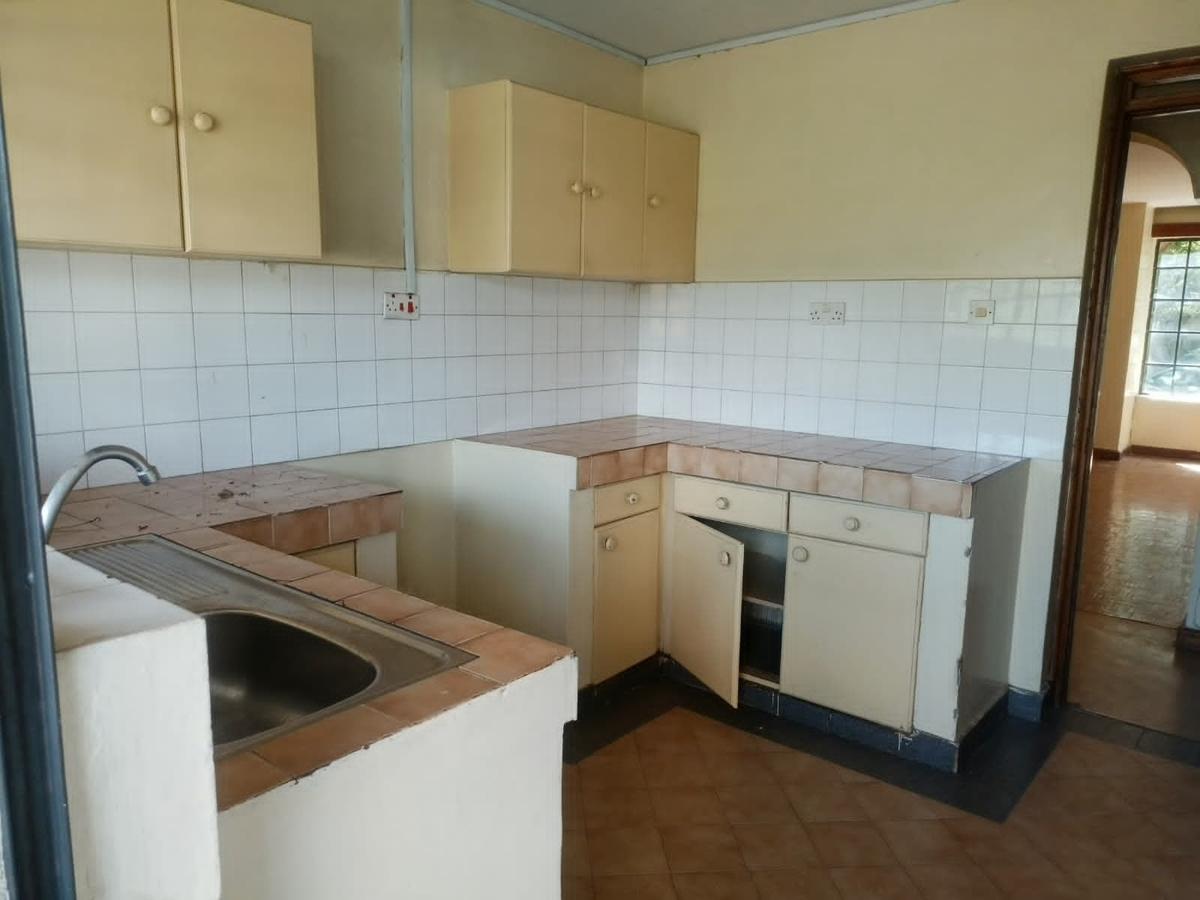 3 Bed Apartment with En Suite in Kileleshwa - 2