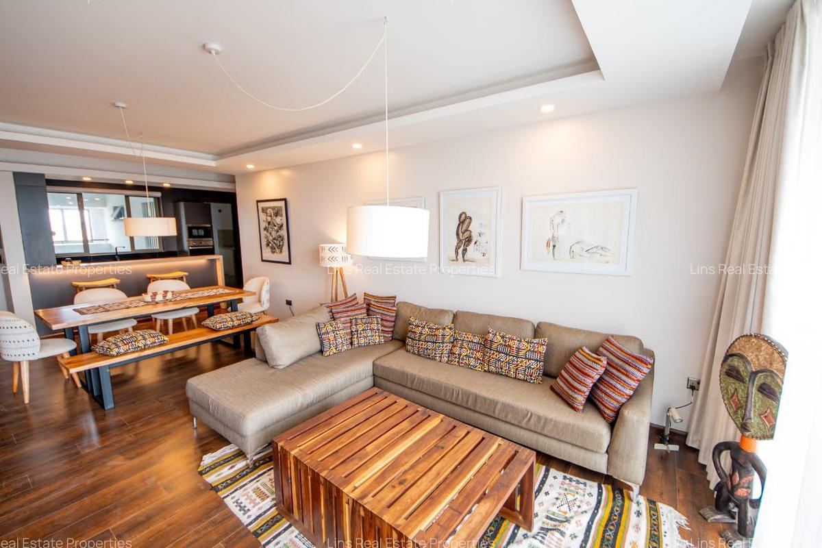 Serviced 3 Bed Apartment with En Suite in Brookside - 11