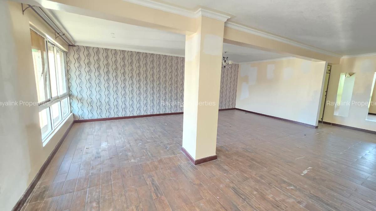 4 Bed Apartment with En Suite at General Mathenge - 3
