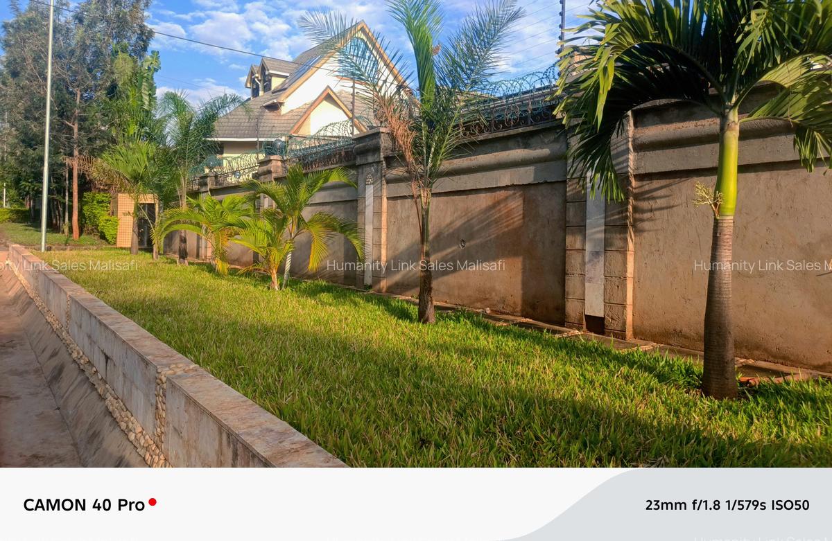 5 Bed Villa with En Suite at Safari Park Avenue - 18