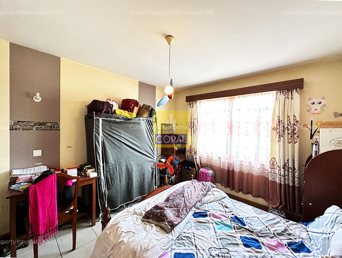 3 Bed Apartment with Parking in Parklands - 12