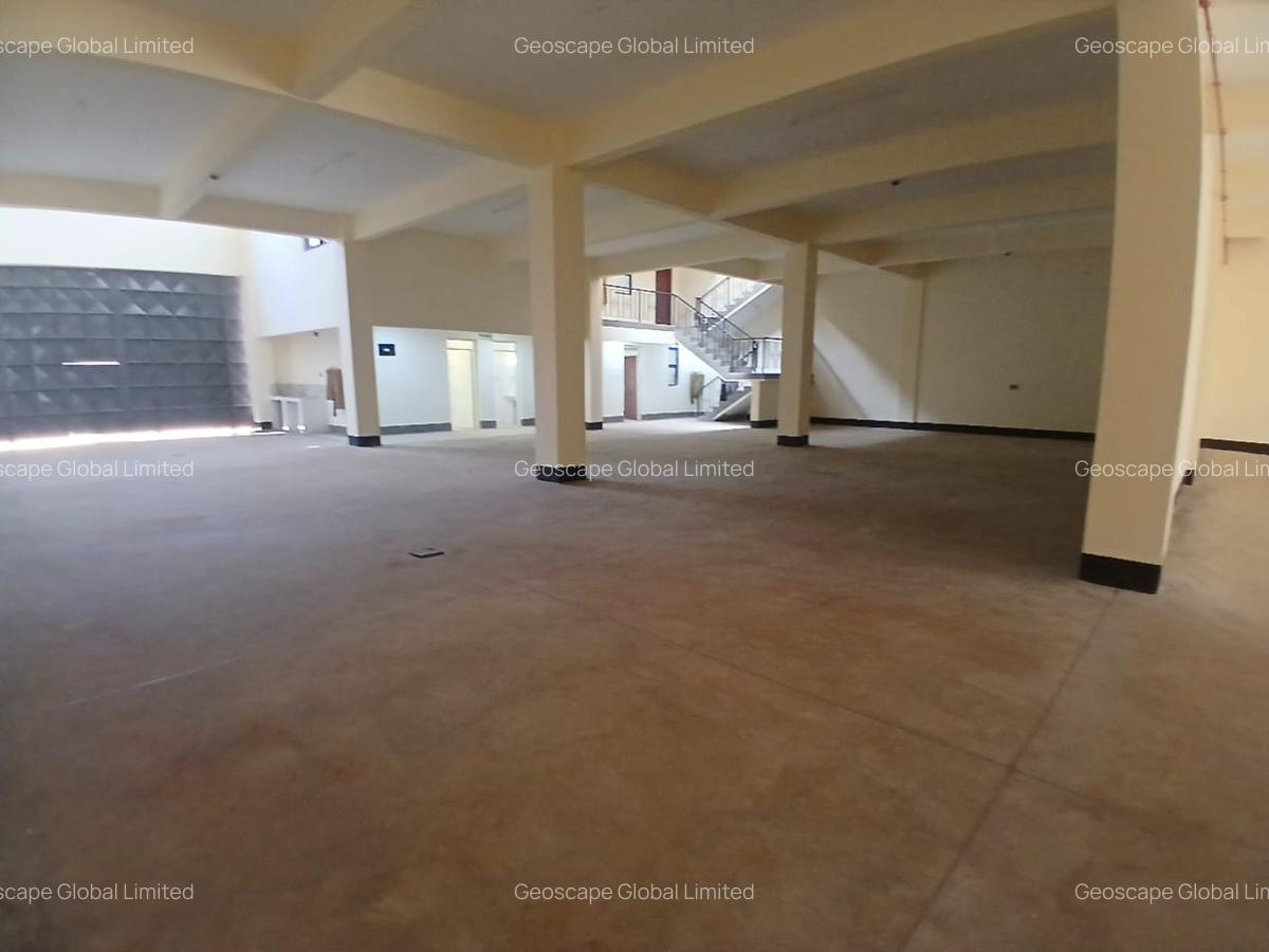 10,000 ft² Warehouse with Parking in Ruiru - 10