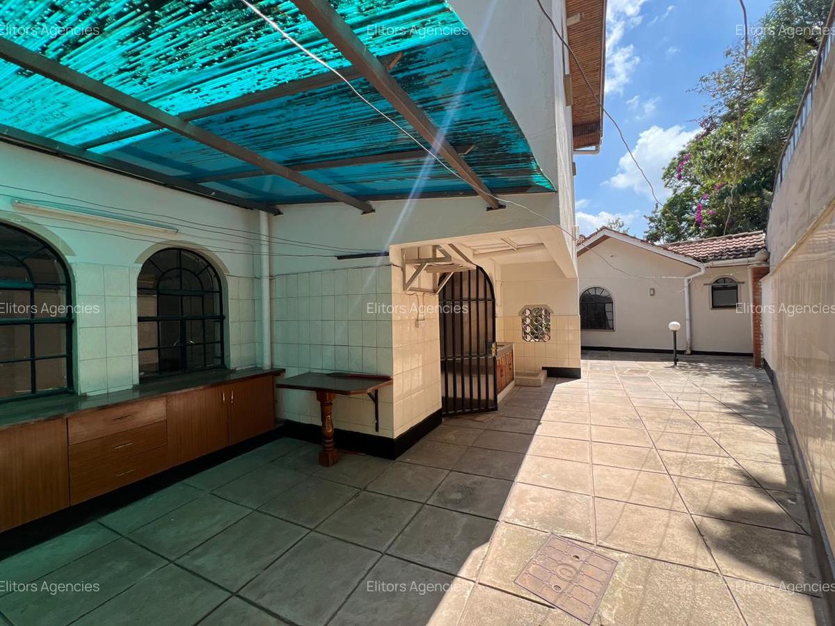 5 Bed Apartment with En Suite at Redhill Road - 20